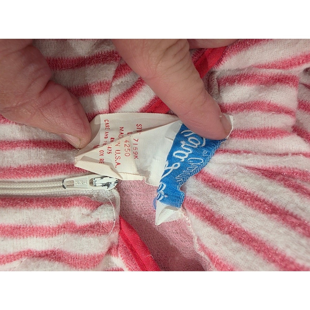Vintage Lara‎ Dee Quilted Hooded Lounge Robe Red White Stripe Medium Pocket USA - Picture 3 of 12